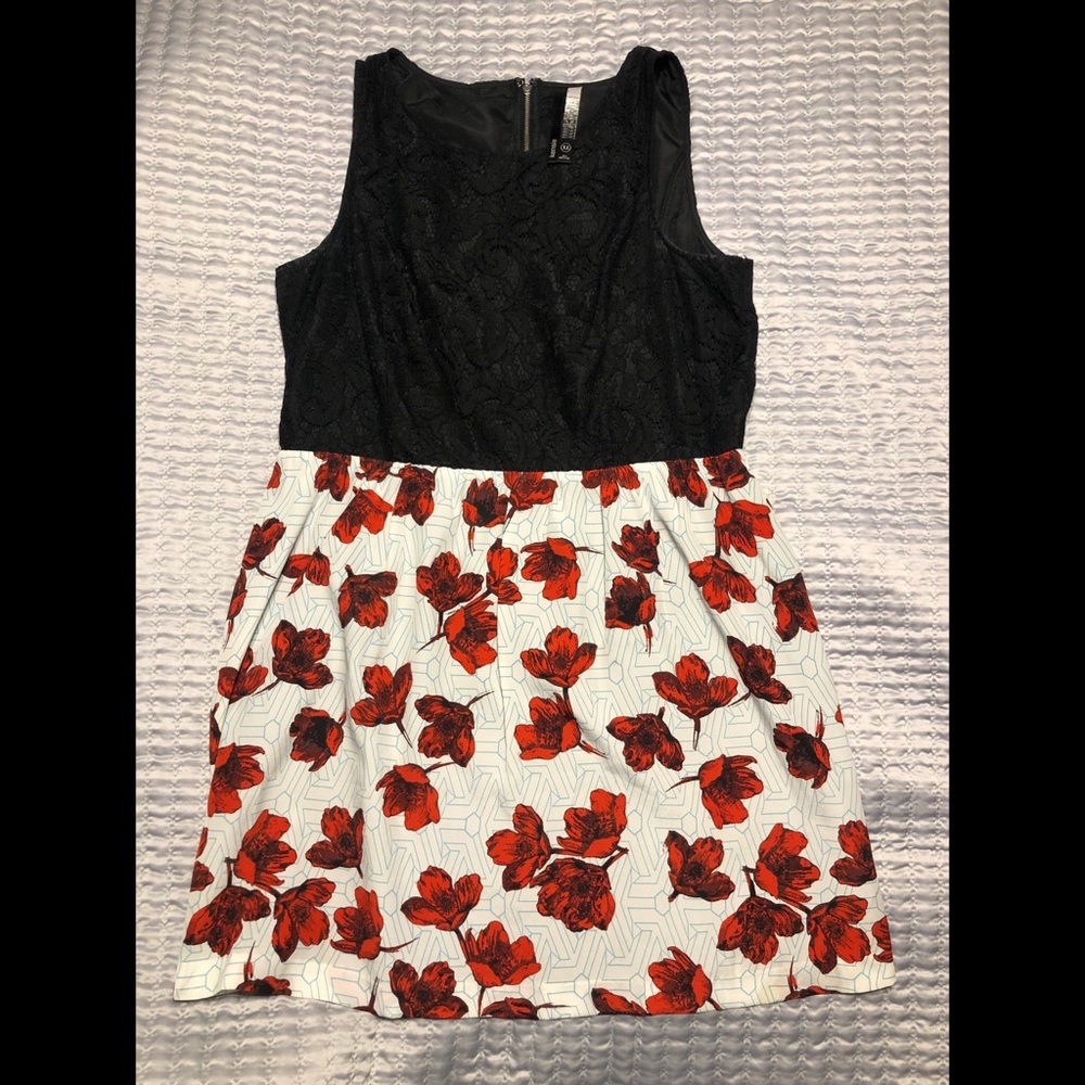 Kensie Fit & Flare Lace Top Short Sleeve Dress